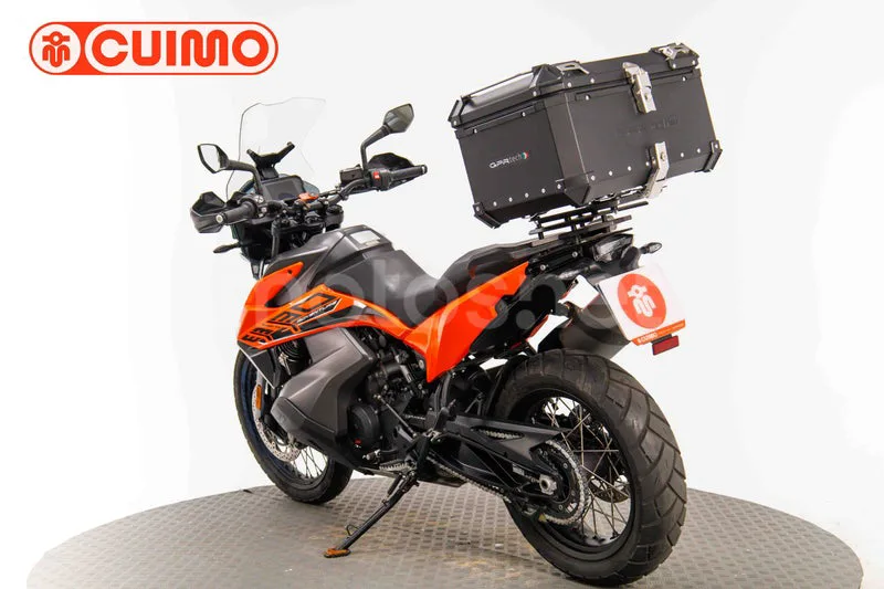 KTM 890 – Vista 12