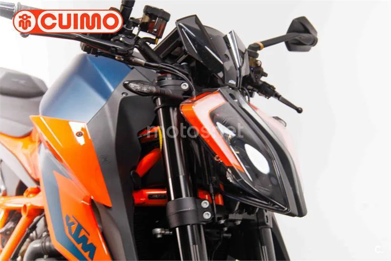 KTM 1290 Super Duke R – Vista 11