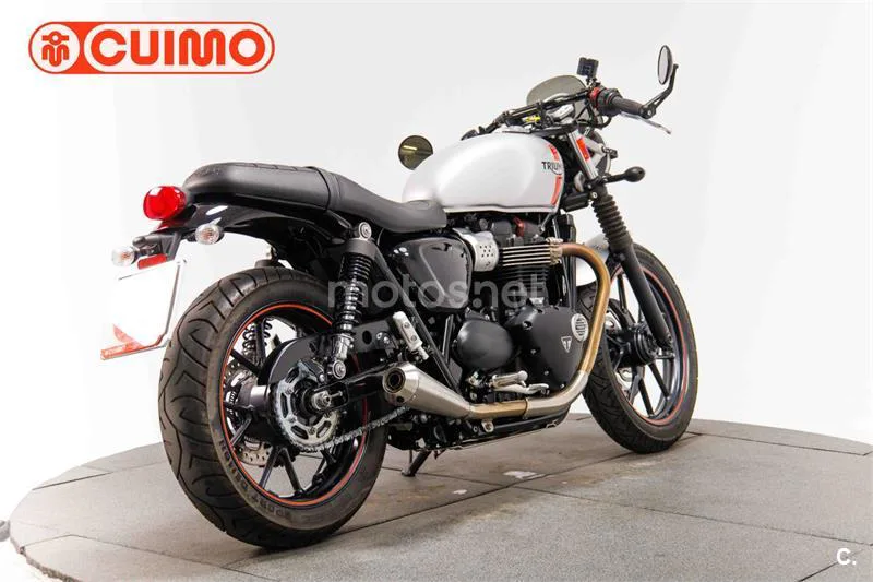 Triumph Street Twin – Vista 4