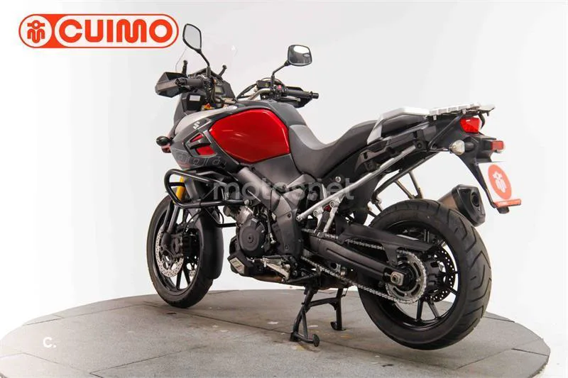 Suzuki V-Strom 1000 – Vista 6