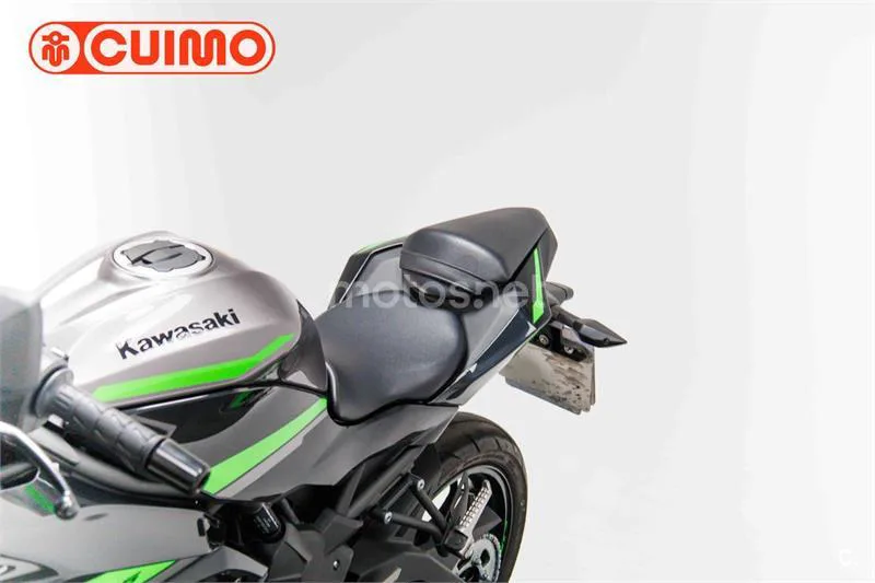Kawasaki Ninja 125 – Vista 23