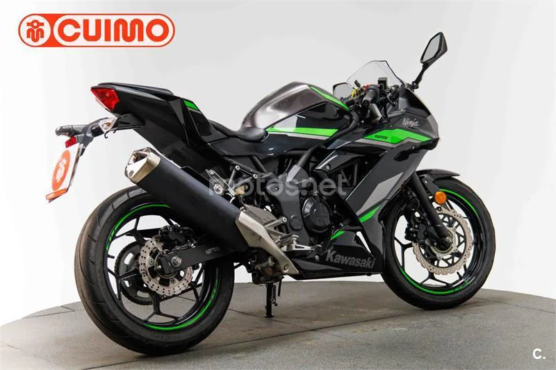 Kawasaki Ninja 125 – Vista 4