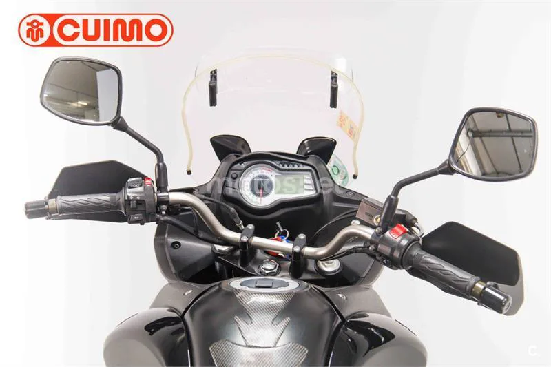 Suzuki V-Strom 650 – Vista 17