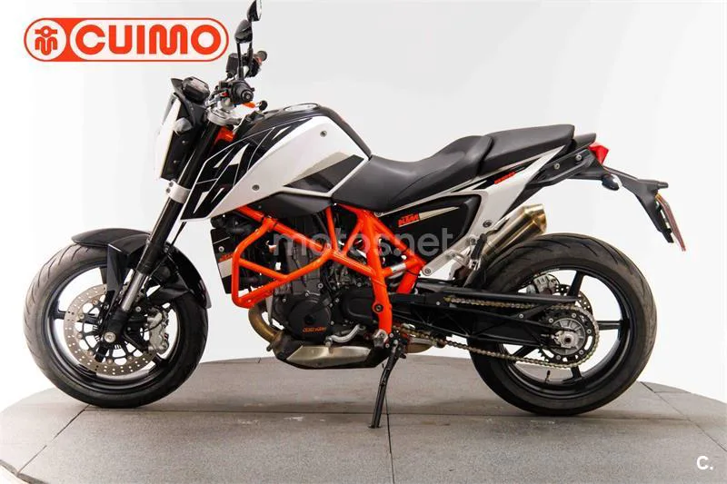 KTM 690 Duke – Vista 8