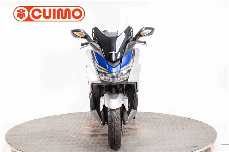 Honda Forza 125 – Vista 20