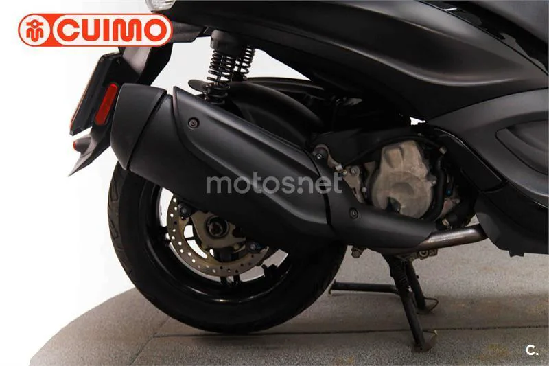 Piaggio Beverly – Vista 14