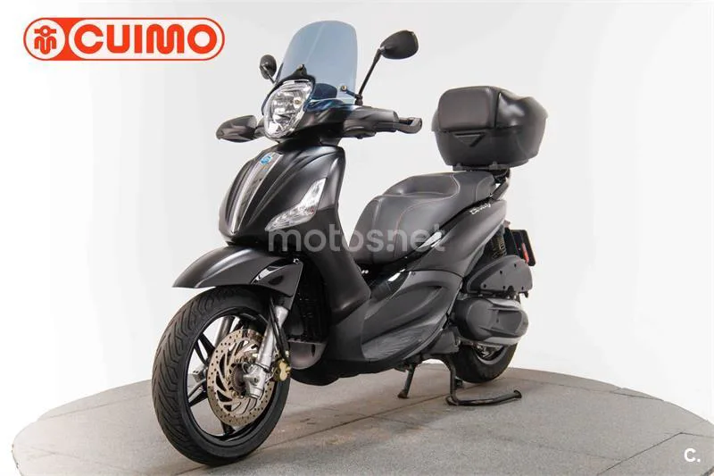 Piaggio Beverly – Vista 9