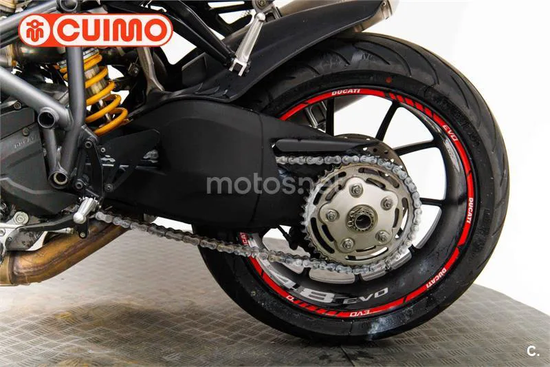 Ducati Streetfighter 848 – Vista 18