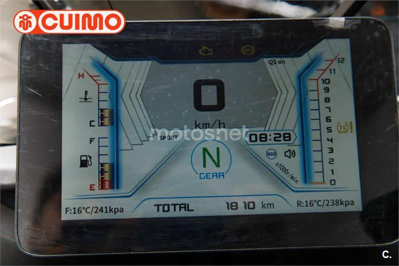 QJ Motor SRT 900 SX – Vista 24