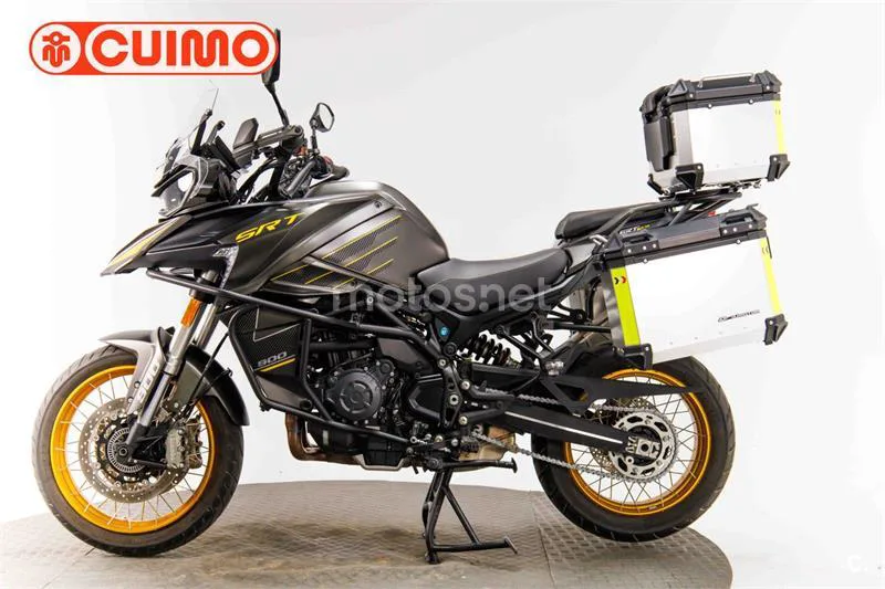 QJ Motor SRT 900 SX – Vista 8