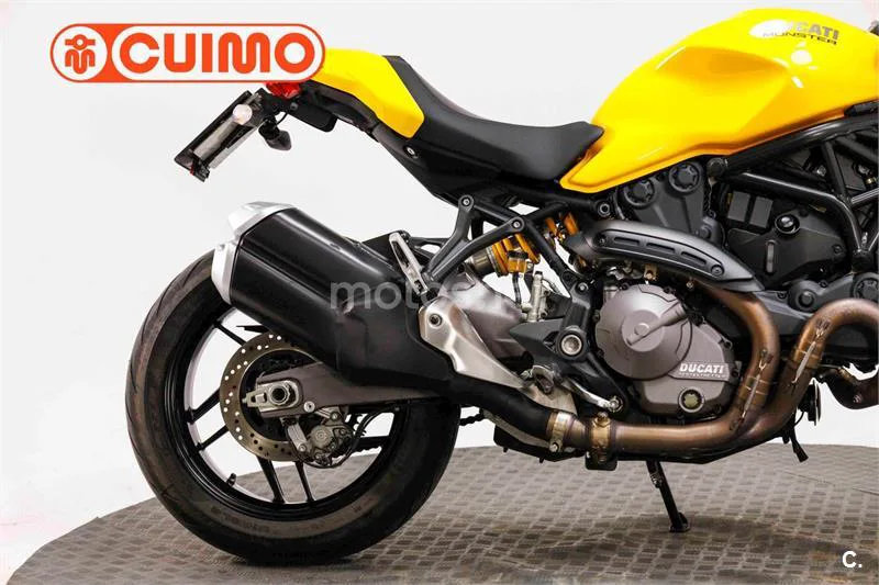 Ducati Monster 821 – Vista 8
