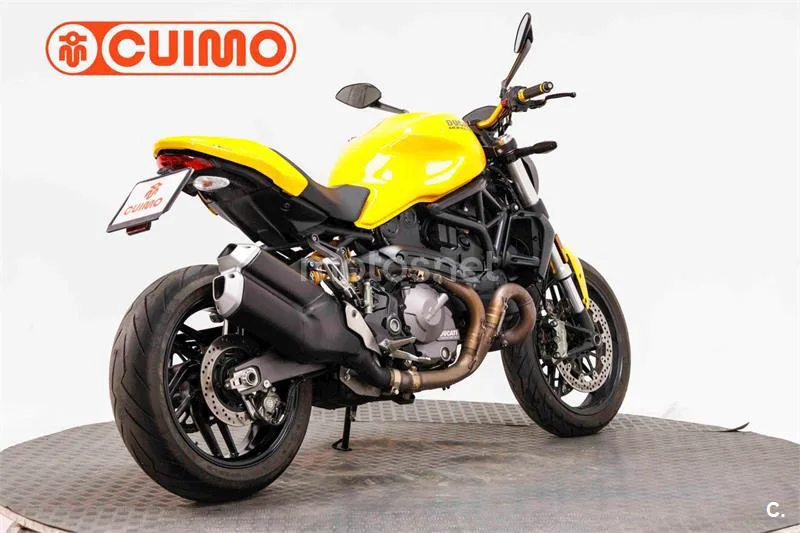 Ducati Monster 821 – Vista 9