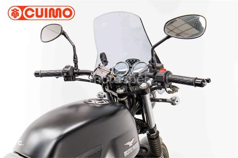 Moto Guzzi V7 II – Vista 15