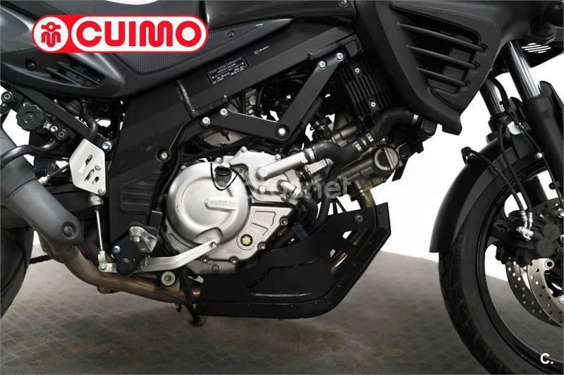 Suzuki V-Strom 650 – Vista 13