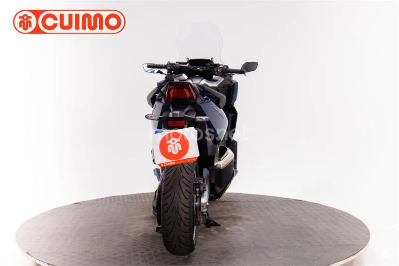 Honda Forza 750 – Vista 5