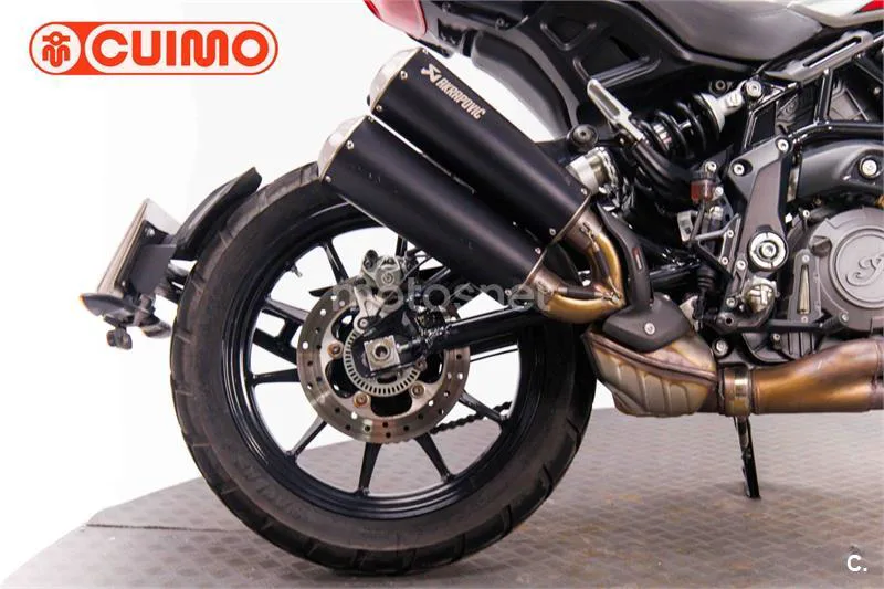 Indian FTR 1200 – Vista 14