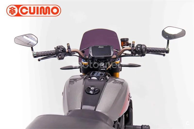Indian FTR 1200 – Vista 17