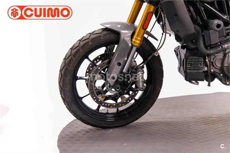 Indian FTR 1200 – Vista 21
