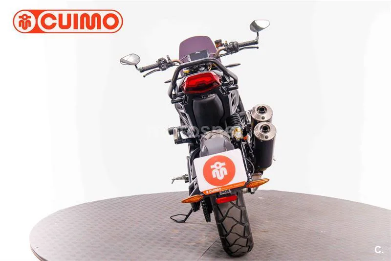 Indian FTR 1200 – Vista 5