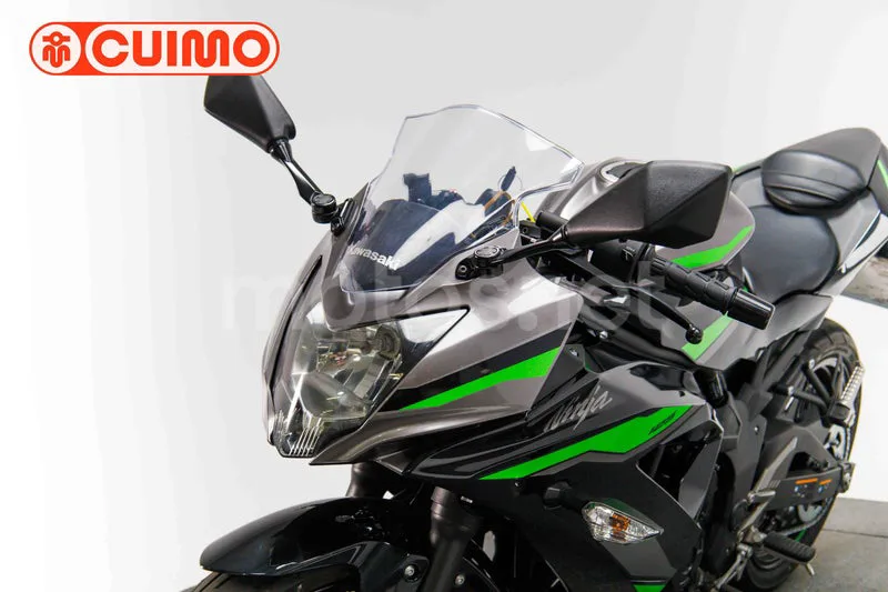 Kawasaki Ninja 125 – Vista 22