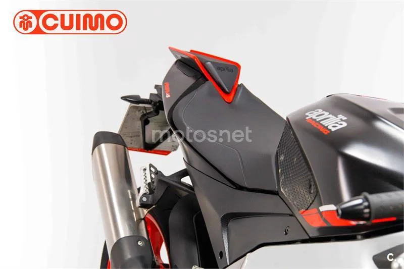 Aprilia RSV4 – Vista 13