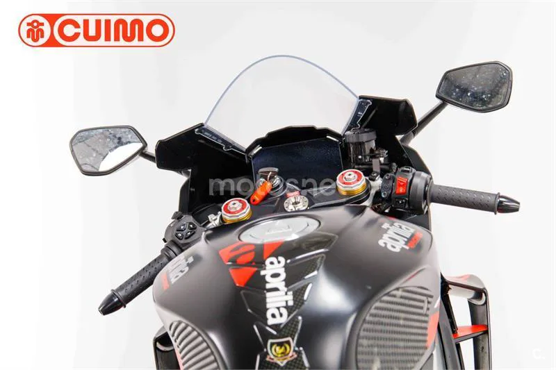 Aprilia RSV4 – Vista 20