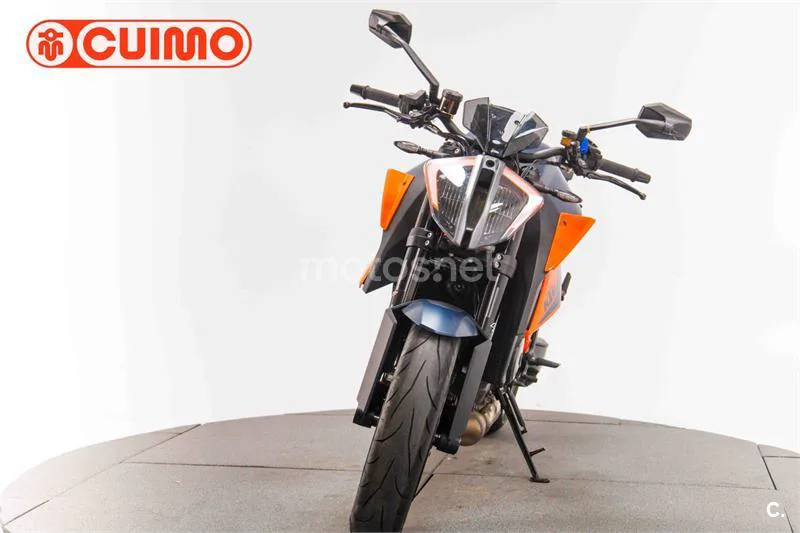 KTM 1290 Super Duke R – Vista 10