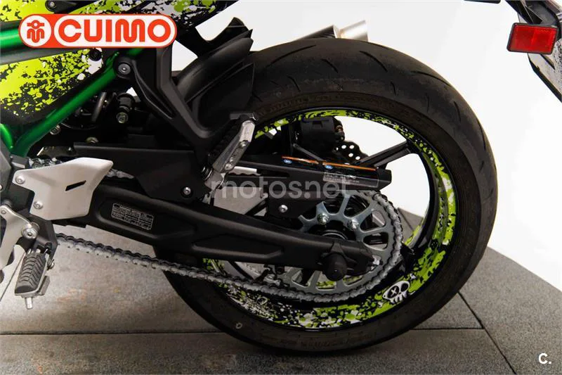 Kawasaki Z650 – Vista 18
