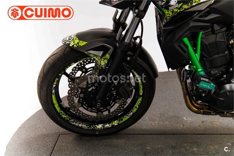 Kawasaki Z650 – Vista 21