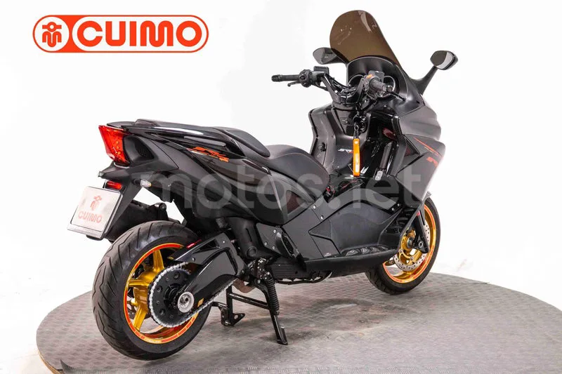 Aprilia SRV 850 – Vista 9
