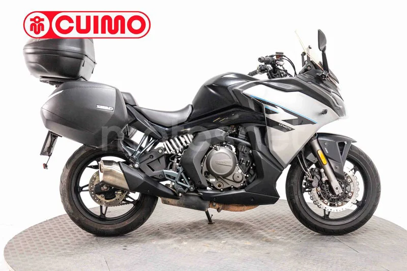 CFMOTO 650GT – Vista 5