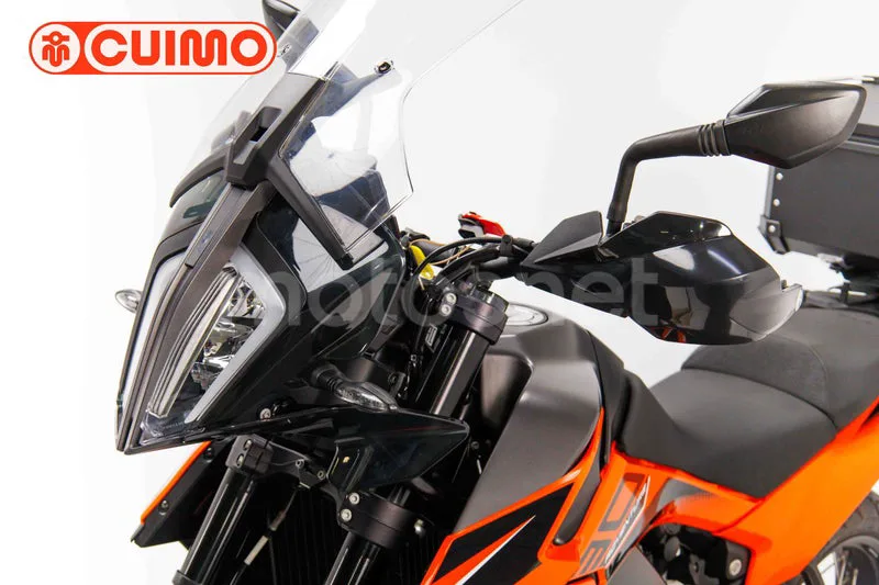 KTM 890 – Vista 23