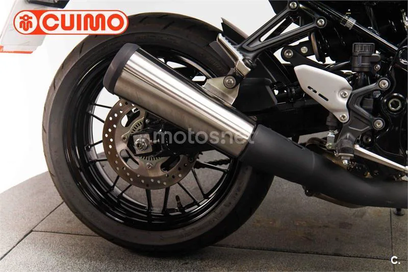 Kawasaki Z900 RS – Vista 14