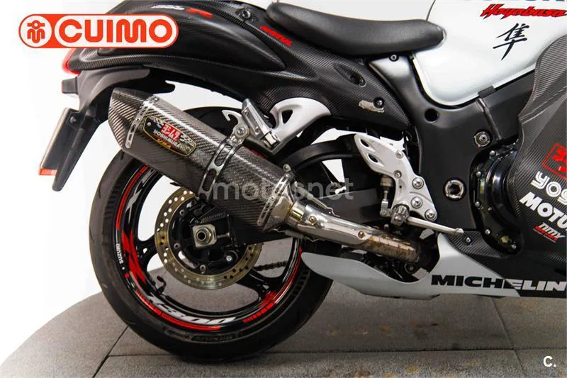 Suzuki Hayabusa – Vista 14