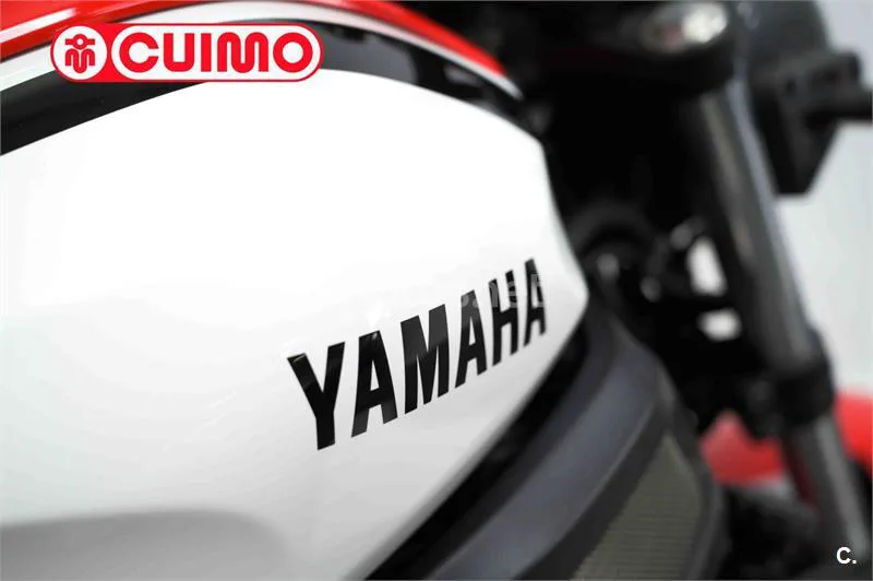 Yamaha XSR 700 – Vista 14