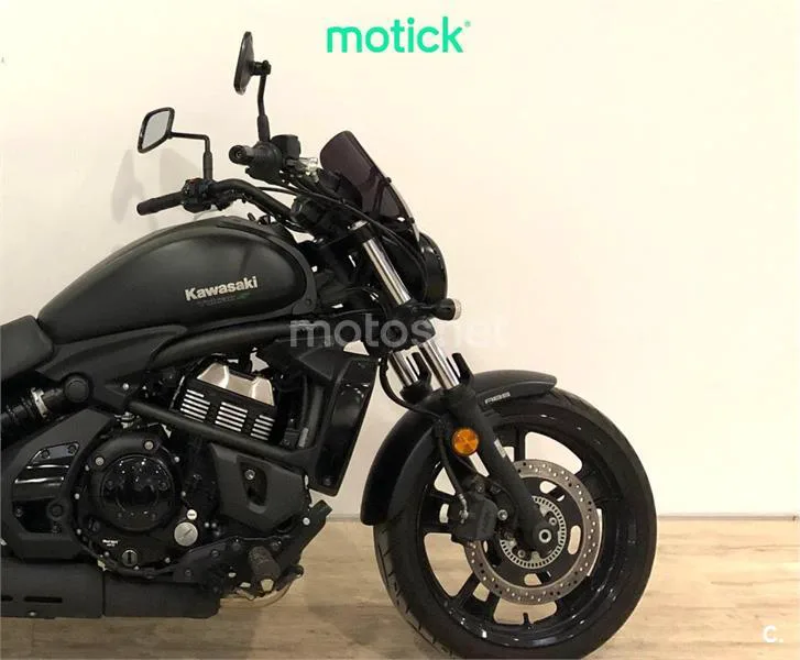 Kawasaki Vulcan S – Vista 4