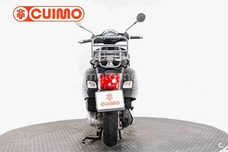 Vespa GTS 125 – Vista 11
