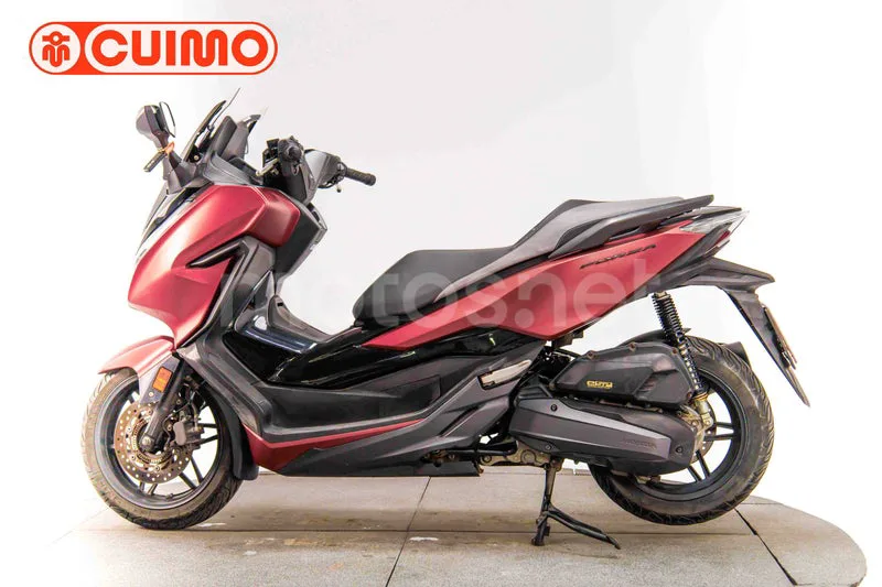 Honda Forza 125 – Vista 8