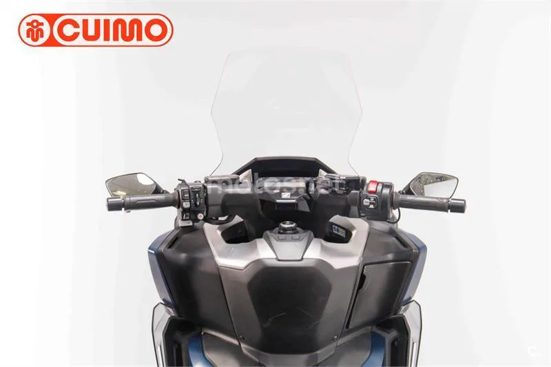 Honda Forza 750 – Vista 17