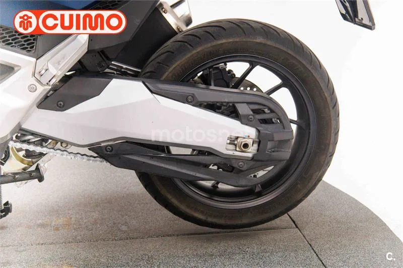 Honda Forza 750 – Vista 18