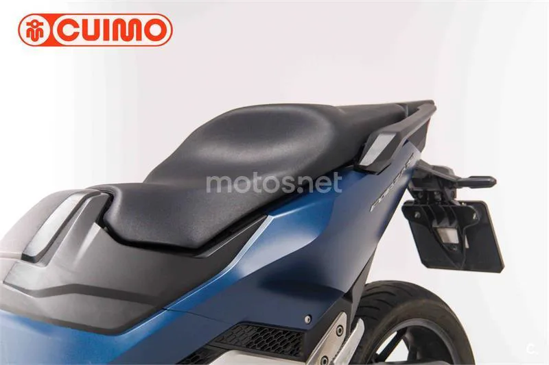 Honda Forza 750 – Vista 21