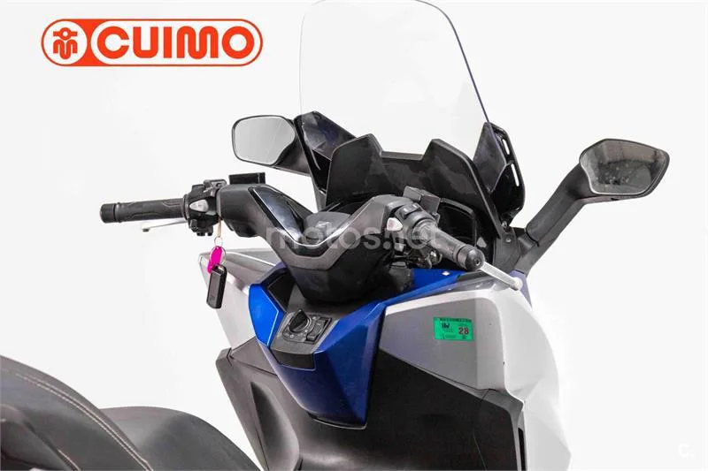 Honda Forza 125 – Vista 10