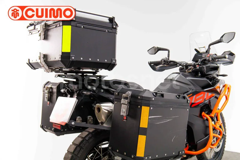 KTM 790 – Vista 16