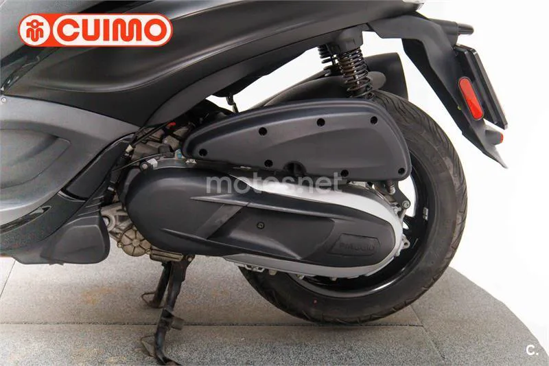 Piaggio Beverly – Vista 18