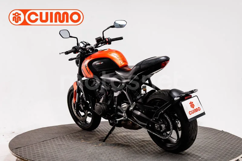 Triumph Trident 660 – Vista 24