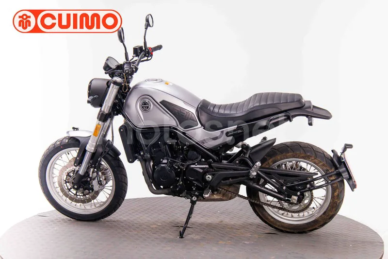 Benelli Leoncino 500 – Vista 16