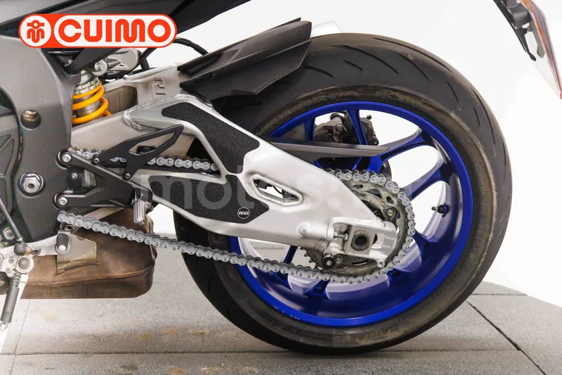 Yamaha R1 – Vista 18