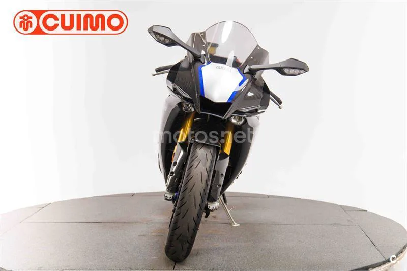 Yamaha R1 – Vista 10