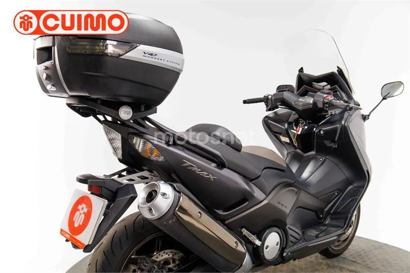 Yamaha TMAX 530 – Vista 16