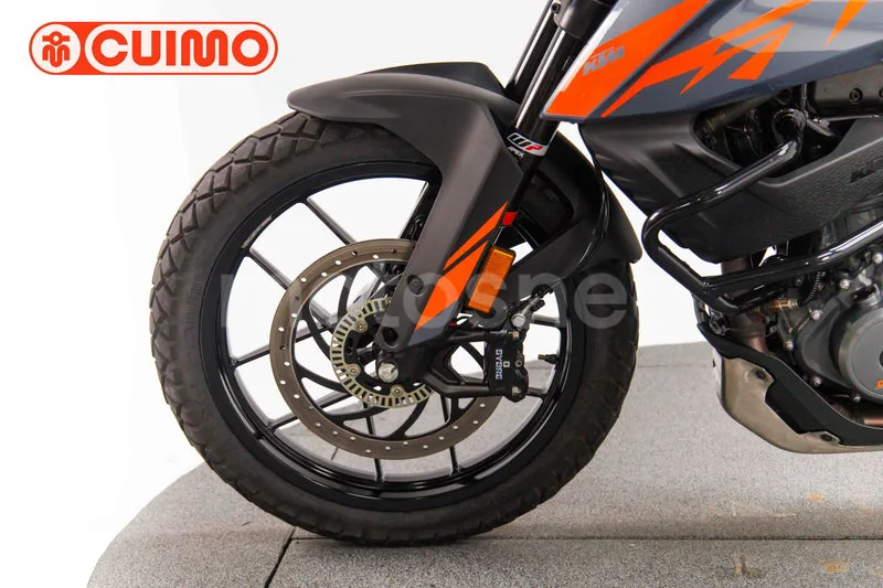 KTM 390 – Vista 21